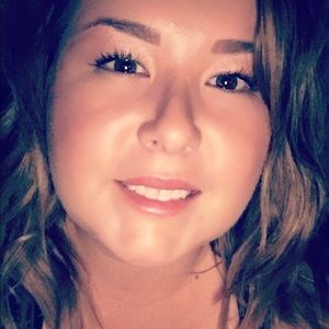 Meet your Posher, Leslie